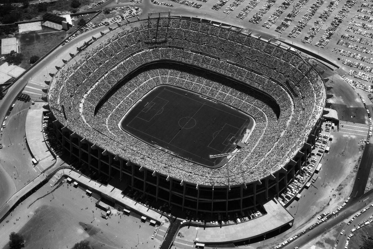 Vista aérea del Estadio Azteca - Compañía Mexicana Aerofoto — Google Arts &  Culture