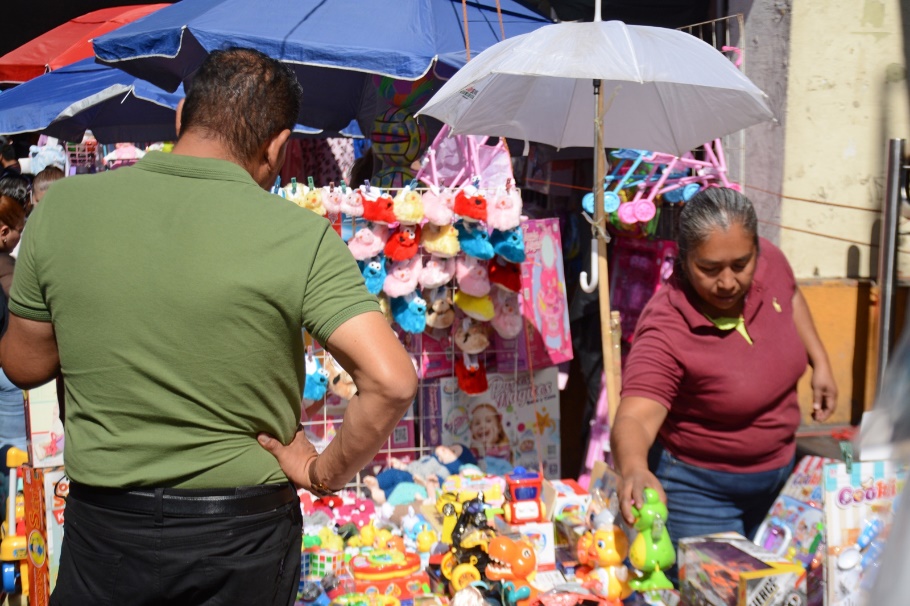 Más de mil ambulantes no se regularizaron en Cuernavaca